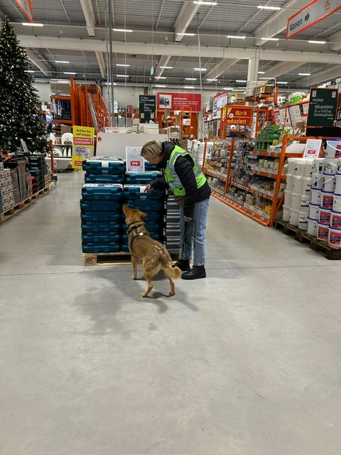 b884ff48-acad-4fa0-92d7-5e5bb7b16d04