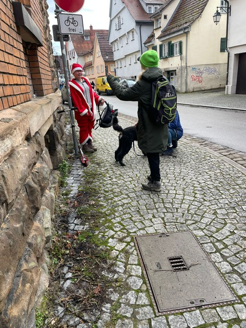 82462700-f8c4-4055-afac-08925d34672b