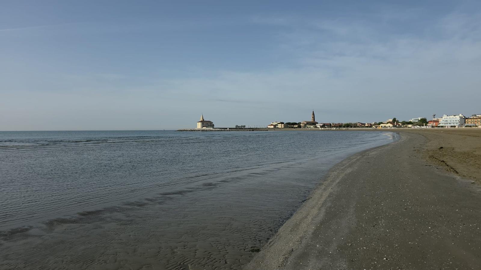 886c408f-eac6-4d5e-8f88-c1296d08d764